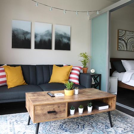 Queen Anne Abode - 1 Block From Cpa! - Free Parking! Seattle Buitenkant foto