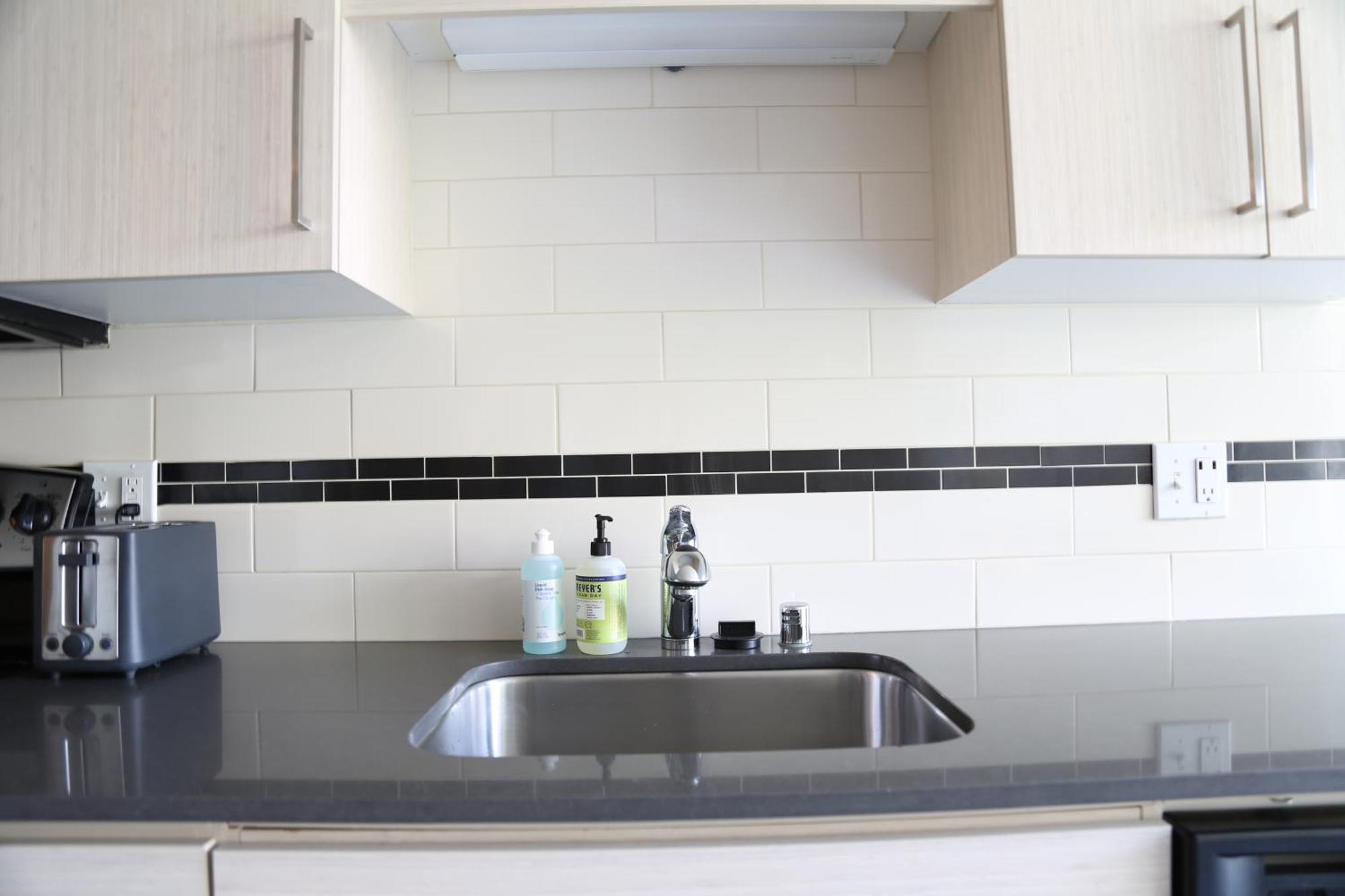 Queen Anne Abode - 1 Block From Cpa! - Free Parking! Seattle Buitenkant foto