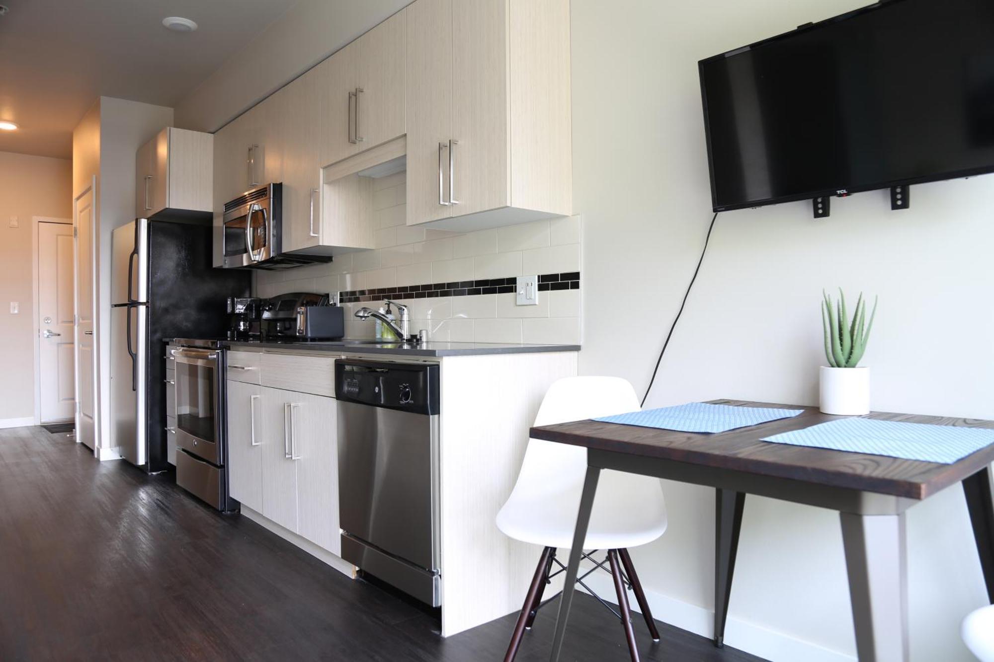 Queen Anne Abode - 1 Block From Cpa! - Free Parking! Seattle Buitenkant foto